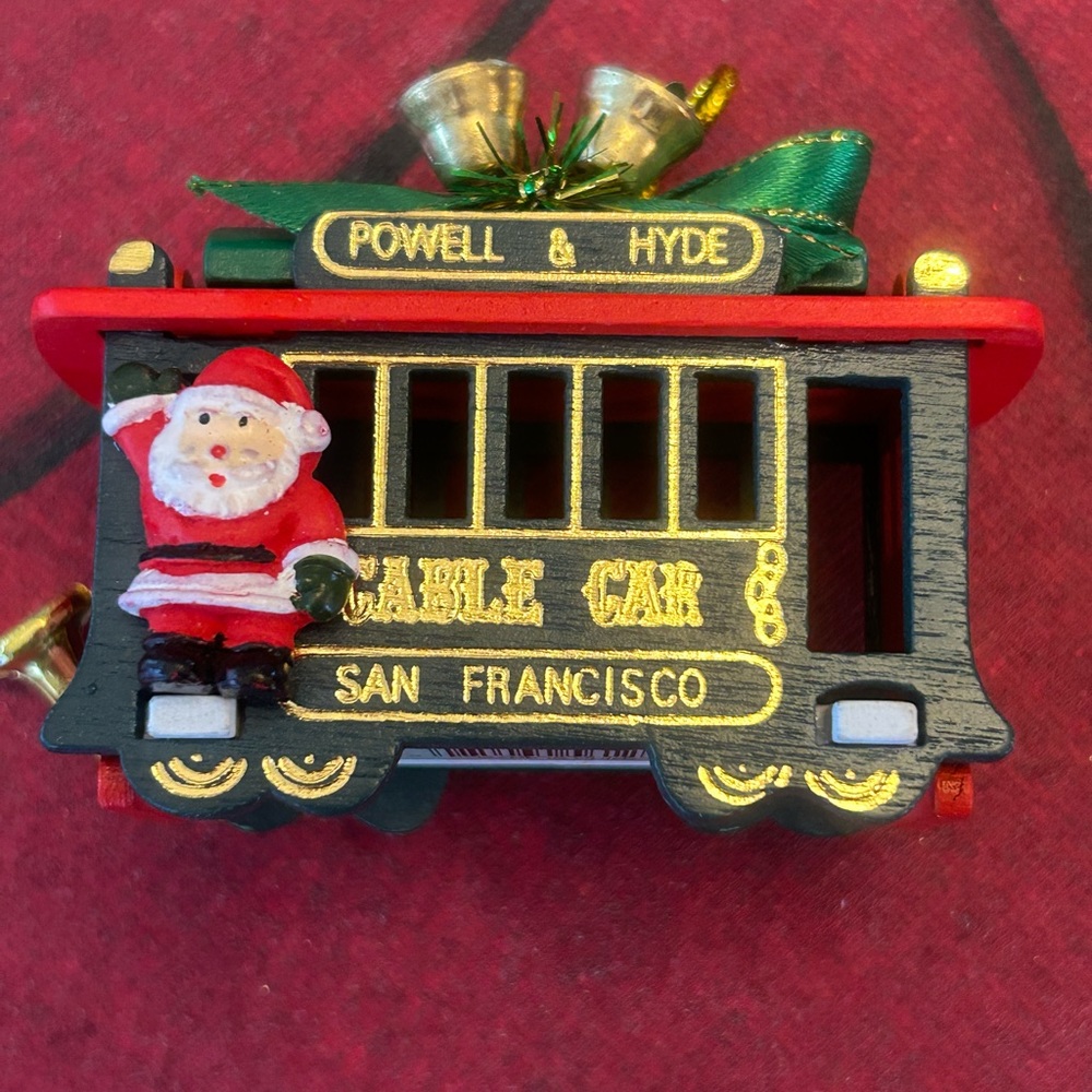 San Francisco Cable Car Christmas Ornamemt 39 Powell & Hyde NWOT